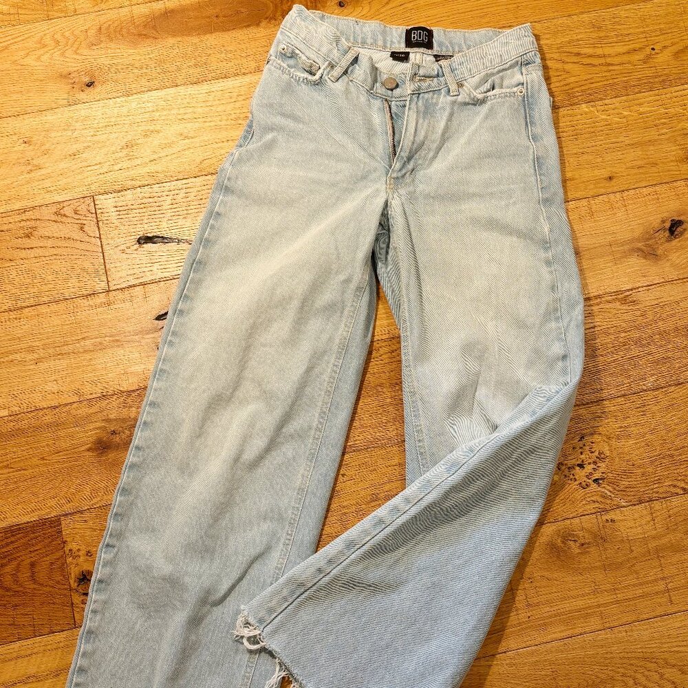 BDG Urban Outfitters Dipped V Flare Light Wash Jeans